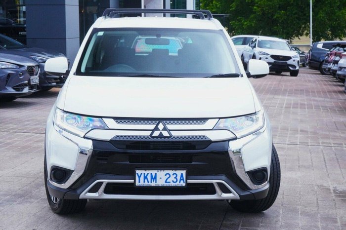 2018 Mitsubishi Outlander ES