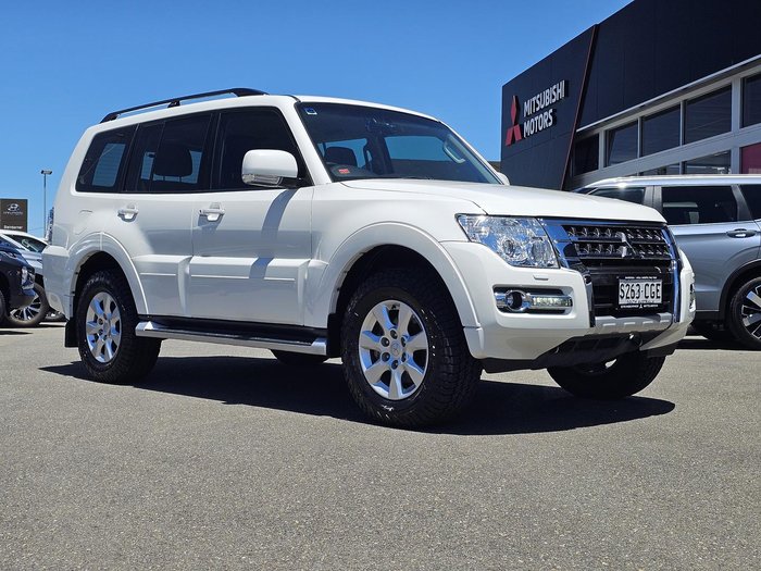 2019 Mitsubishi Pajero GLX