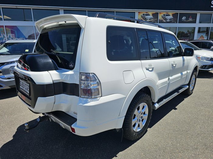 2019 Mitsubishi Pajero GLX
