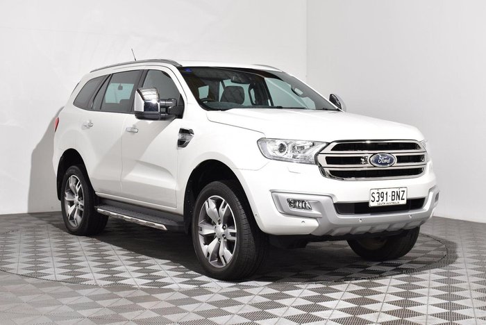 2016 Ford Everest