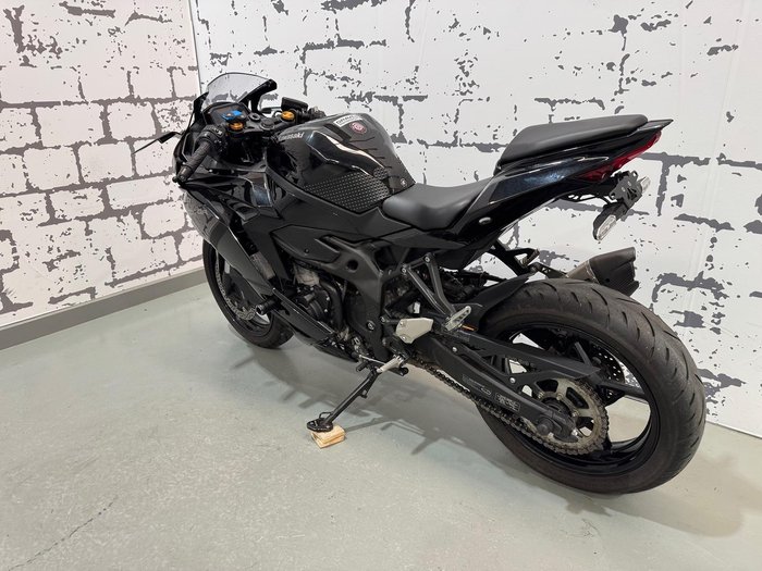 2024 Kawasaki Ninja ZX-4R Ninja Black