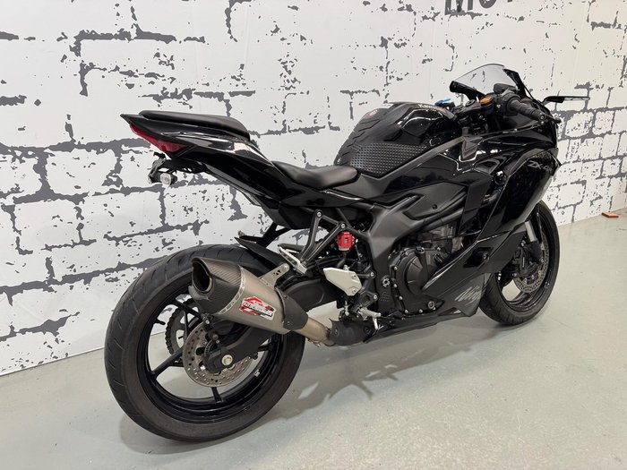 2024 Kawasaki Ninja ZX-4R Ninja Black