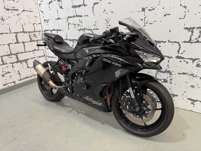 2024 Kawasaki Ninja ZX-4R Ninja Black
