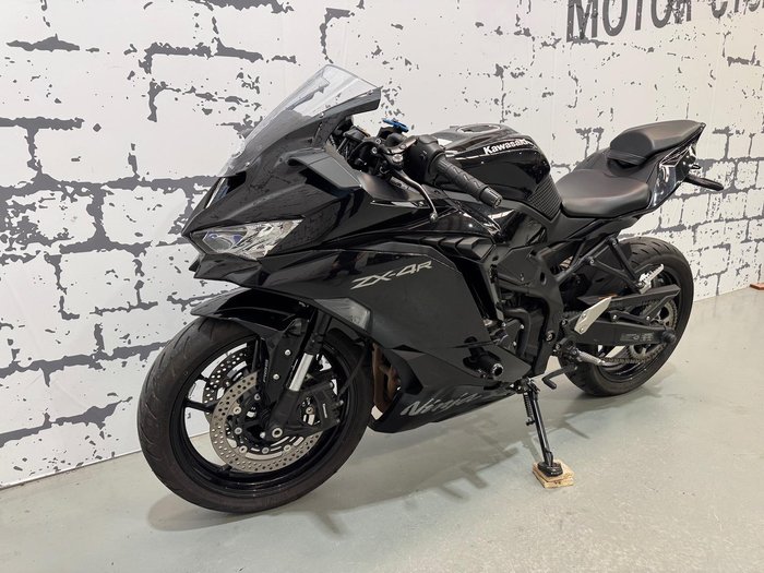 2024 Kawasaki Ninja ZX-4R Ninja Black