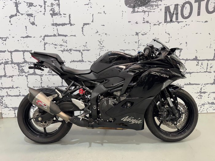2024 Kawasaki Ninja ZX-4R Ninja Black