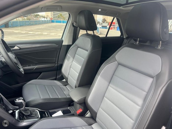 2025 Volkswagen T-Roc 110TSI Style