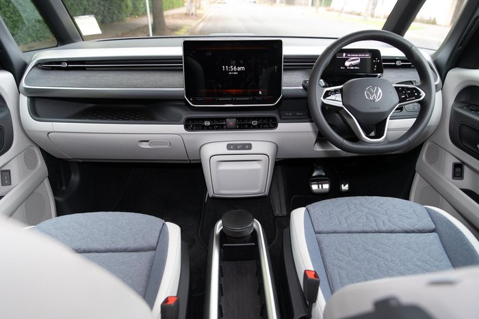 2025 Volkswagen ID. Buzz Pro BEV560