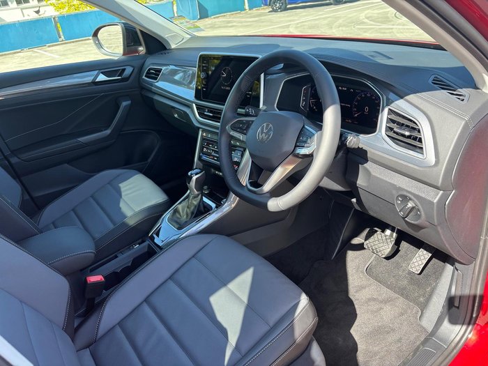 2025 Volkswagen T-Roc 110TSI Style