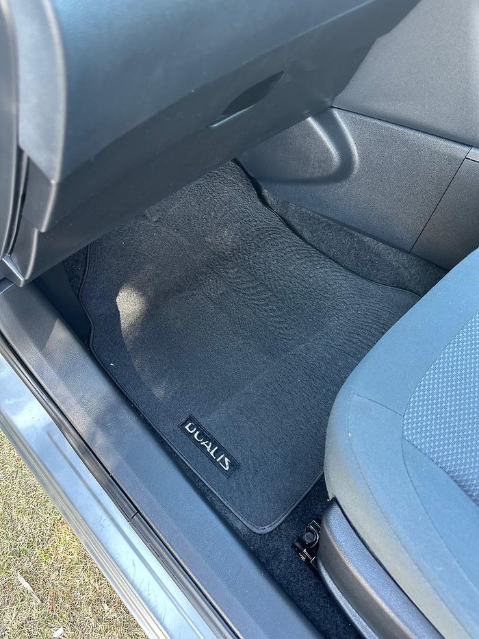 2010 Nissan Dualis ST