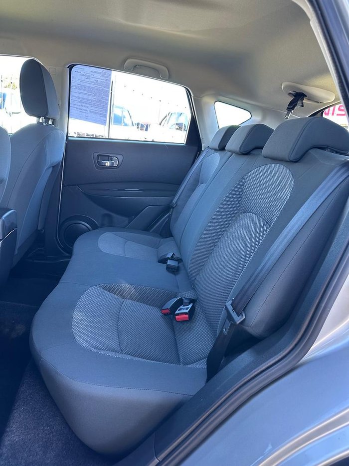 2010 Nissan Dualis ST