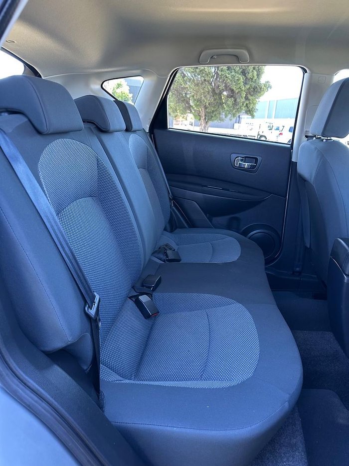 2010 Nissan Dualis ST