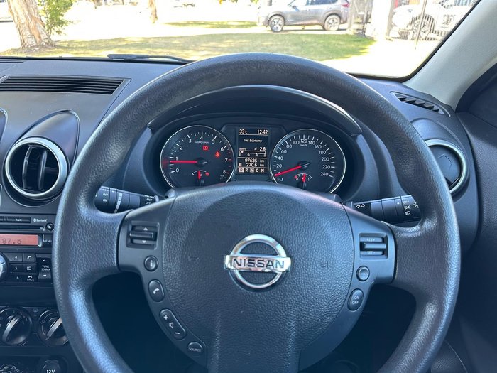 2010 Nissan Dualis ST