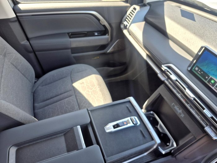 2025 LDV Terron 9 Origin EKK1C AWD Concrete Grey