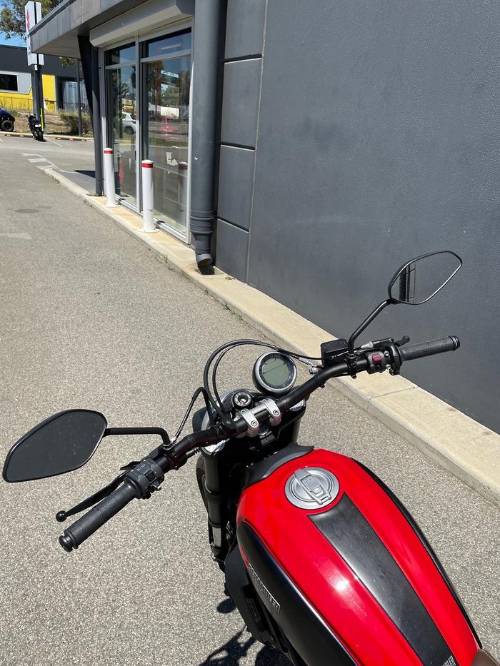 2016 Ducati Scrambler ICON Scrambler Red