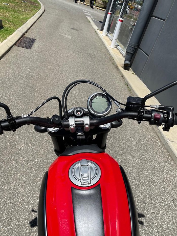 2016 Ducati Scrambler ICON Scrambler Red