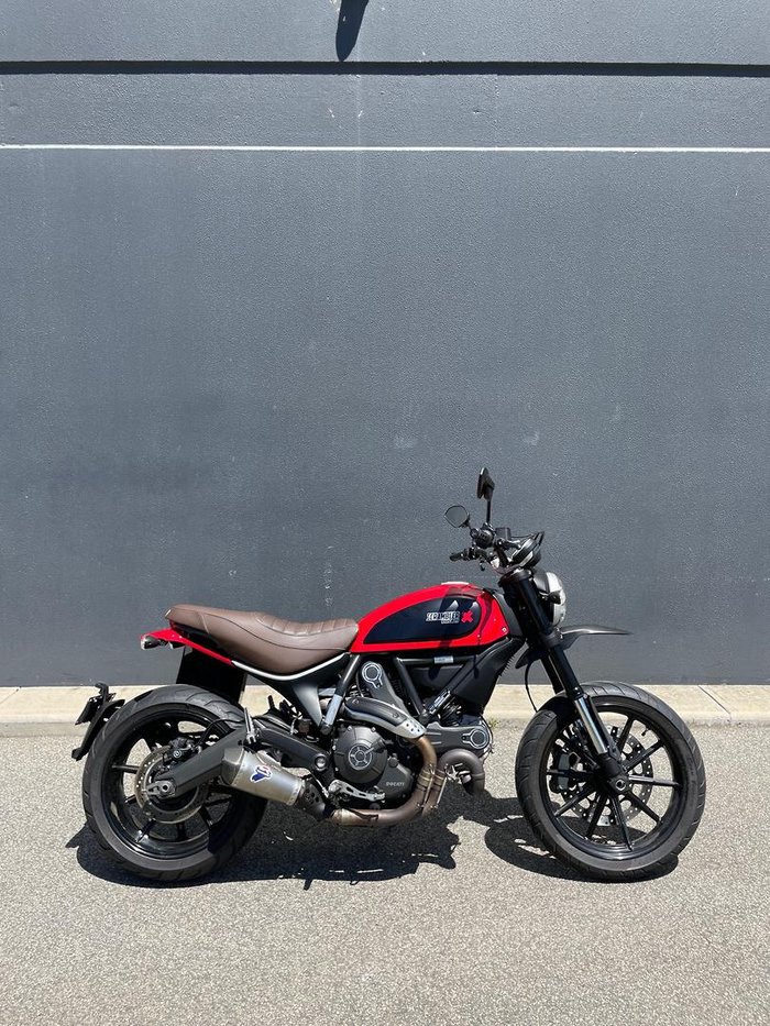 2016 Ducati Scrambler ICON Scrambler Red