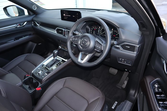 2025 Mazda CX-5 G25 Akera