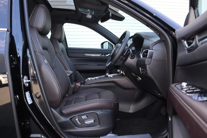 2025 Mazda CX-5 G25 Akera