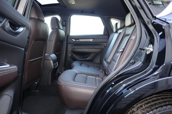 2025 Mazda CX-5 G25 Akera