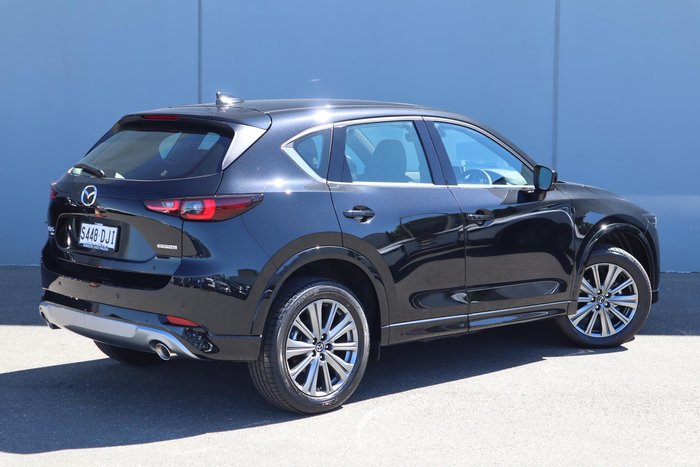 2025 Mazda CX-5 G25 Akera