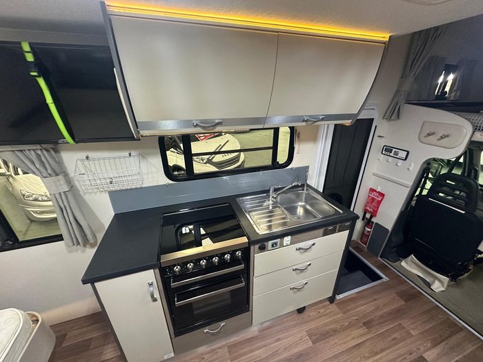 2014 Avida Esperance