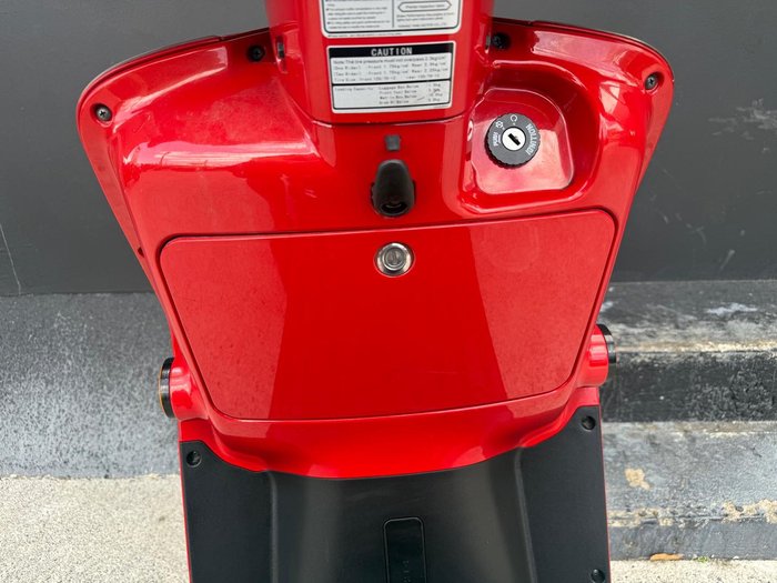 2024 Kymco Like 125 Like Red