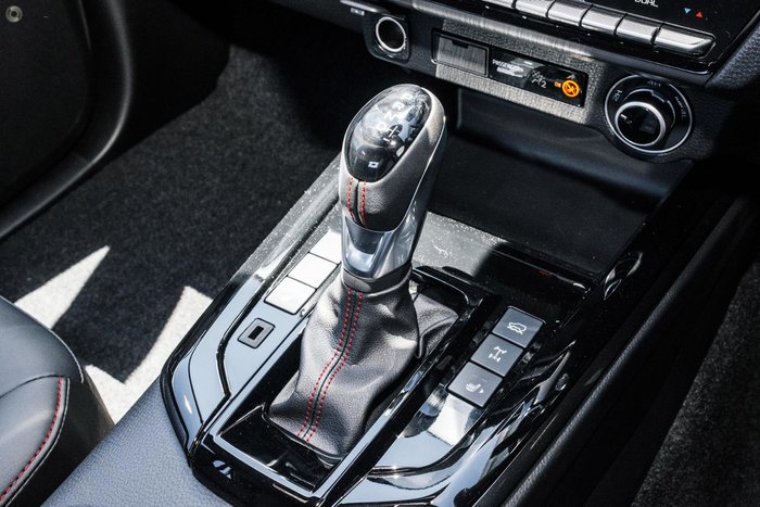 2025 Isuzu D-MAX X-TERRAIN