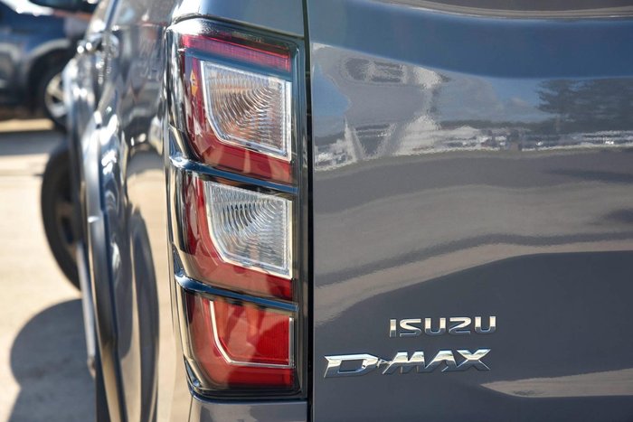 2025 Isuzu D-MAX X-TERRAIN