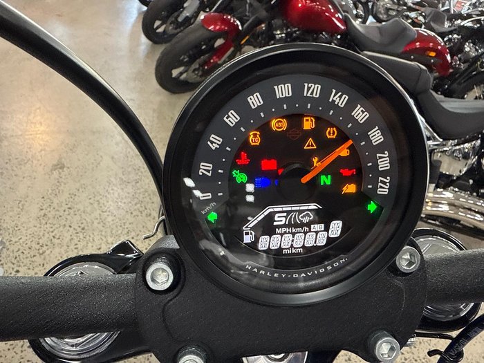 2025 Harley-Davidson Street Bob 117 (FXBB) Softail Purple