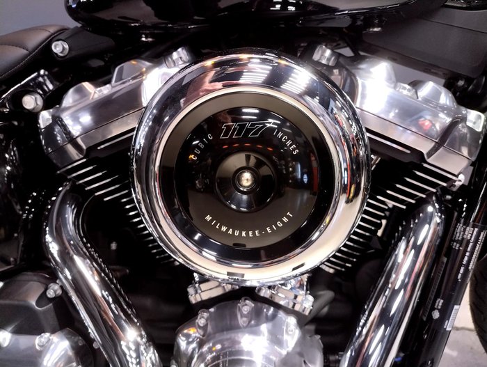 2025 Harley-Davidson Street Bob 117 (FXBB) Softail Black