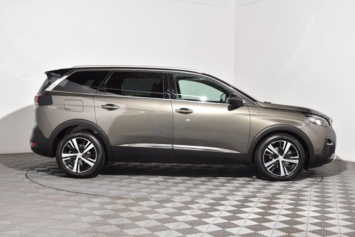 2019 Peugeot 5008 GT Line