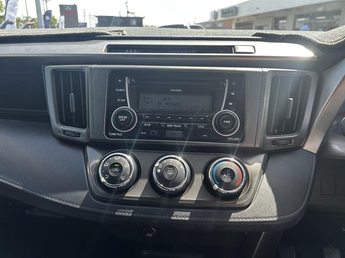 2013 Toyota RAV4 GX ZSA42R Glacier White