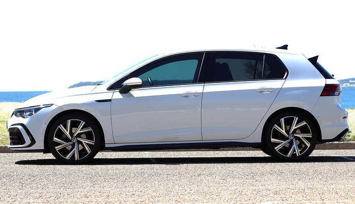 2023 Volkswagen Golf 110TSI R-Line 8 MY24 Pure White