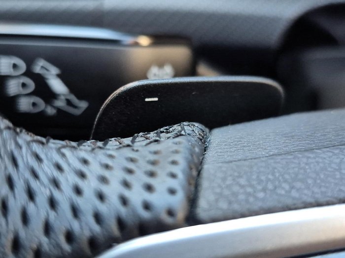 2023 Volkswagen Golf 110TSI R-Line 8 MY24 Pure White