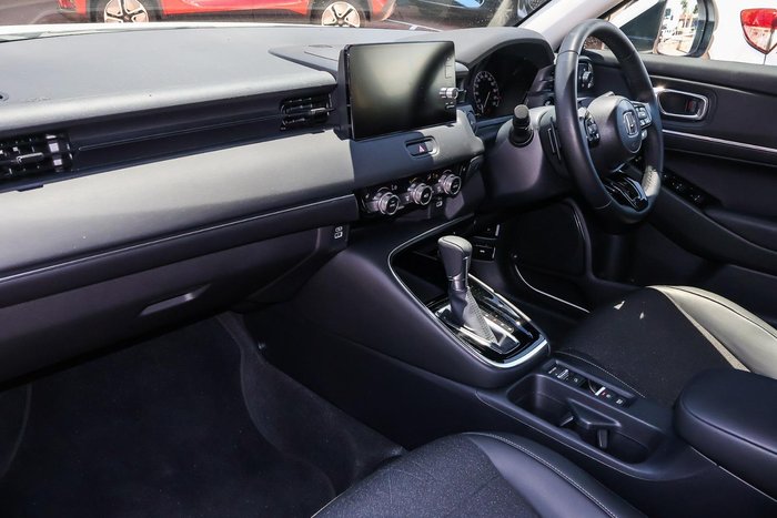 2023 Honda HR-V e:HEV L