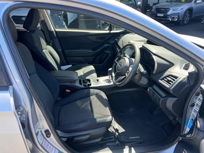 2017 Subaru Impreza 2.0i