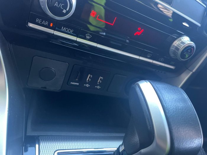 2020 Mitsubishi Pajero Sport GLX