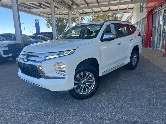 2020 Mitsubishi Pajero Sport GLX