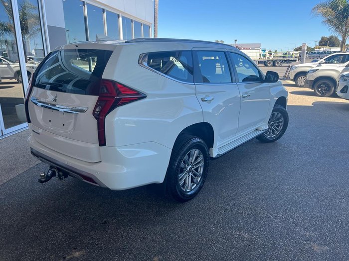 2020 Mitsubishi Pajero Sport GLX