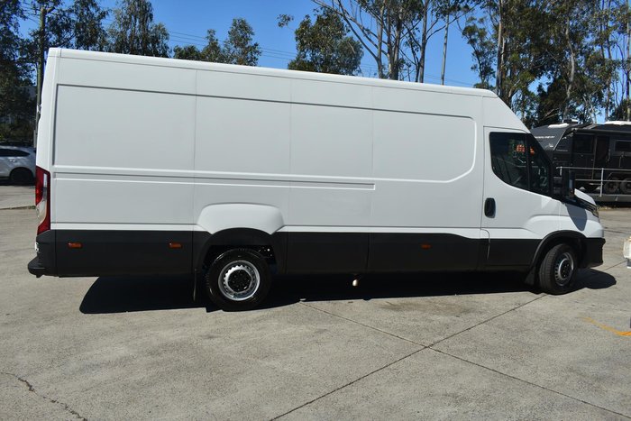 2023 Iveco Daily 35S18V White