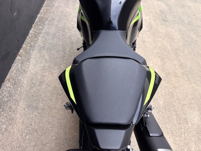 2026 Kawasaki 2026 Kawasaki 636CC Ninja ZX-6R GREEN