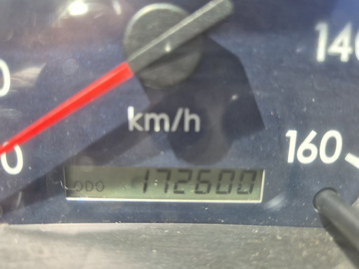 2010 Fuso Canter Auto Car License Van and Lift