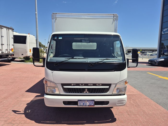 2010 Fuso Canter Auto Car License Van and Lift