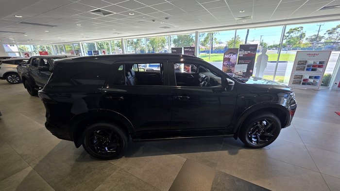 2025 Isuzu MU-X X-TERRAIN MY25.5 4X4 Dual Range Basalt Black