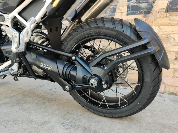 2026 TRIUMPH TIGER 1200 RALLY PRO ROAD MATT KHAKI