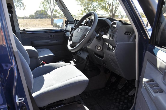 2023 Toyota Landcruiser GXL