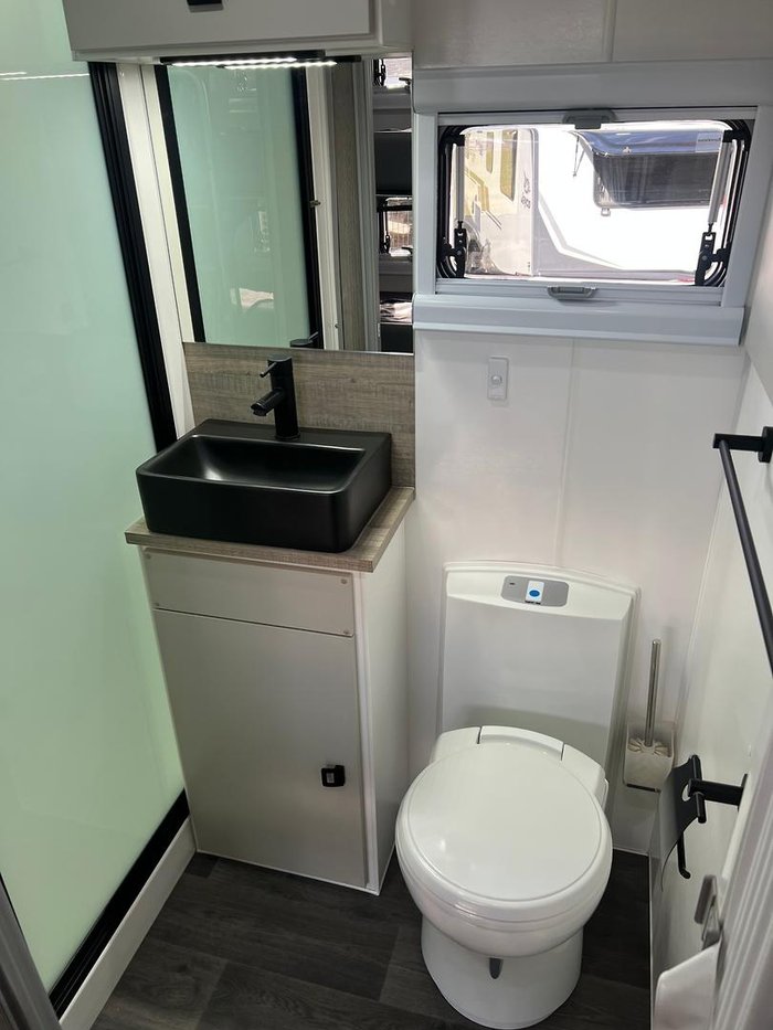 2024 Design RV Crx Semi Off Road F2-6, 21'10''