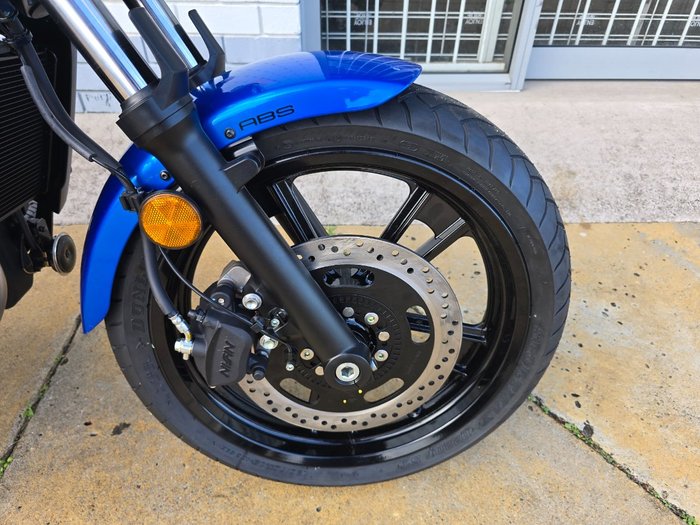 2026 Kawasaki VULCAN S BURGUNDY