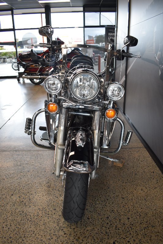 2014 Harley-davidson FLHR ROAD KING BLACK