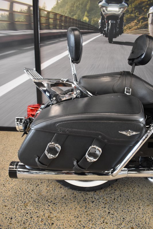 2014 Harley-davidson FLHR ROAD KING BLACK